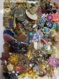 Brooches & Hair Accessories Lot (Total of 20 pieces). Also great for crafters!