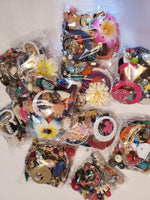 Junk jewelry grab bag for embellishing,jewelry making,crafting(100 pcs bag)